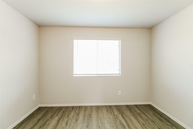 Building Photo - 2509 Coho Dr