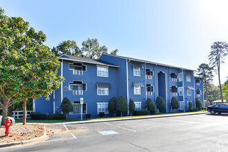 Building Photo - Rise Matthews Pointe