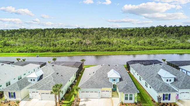 Building Photo - 9431 Paradise Dr