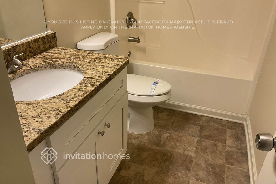 Building Photo - 3424 Newgold Ter