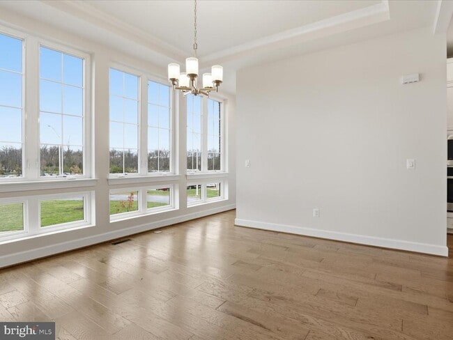 Building Photo - 20305 Savin Hill Dr