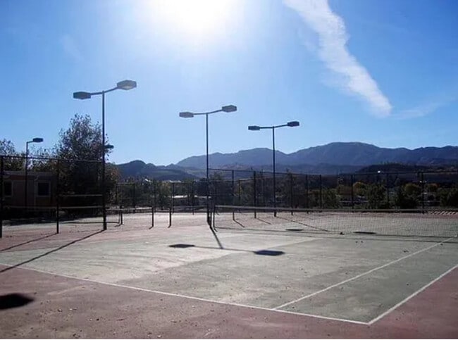 Building Photo - 18806 Mandan St