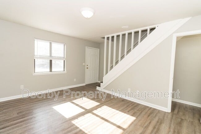 Building Photo - 89 Nicole Ln.