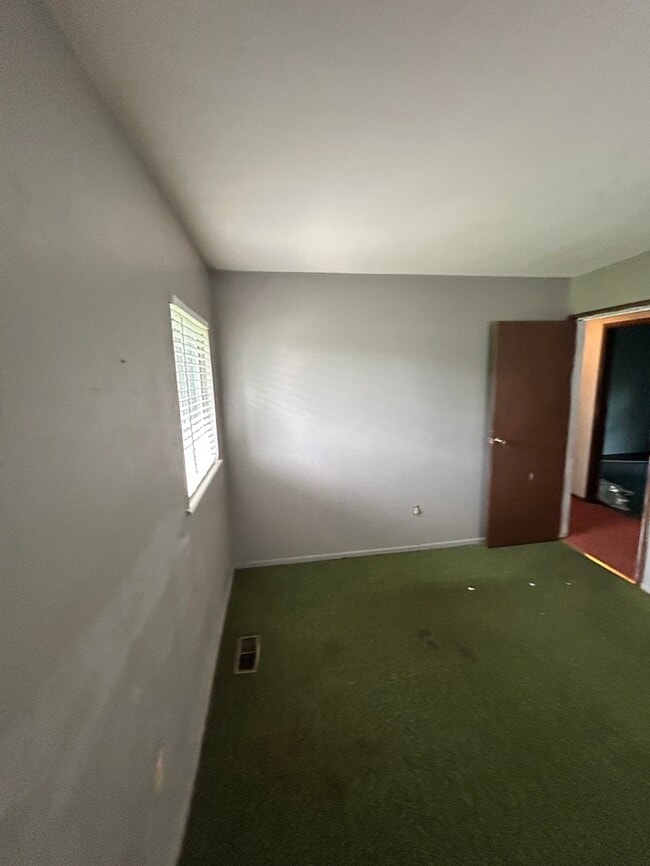Building Photo - 303 Wilson Park Ln