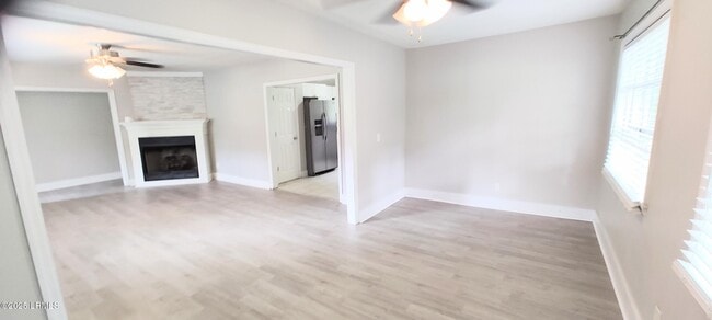 Building Photo - 2723 Waddell Rd