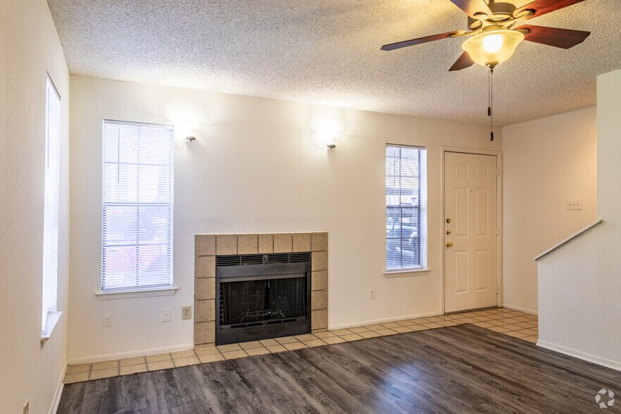 Connemara Estates 2650 Thousands Oaks San Antonio TX 78232