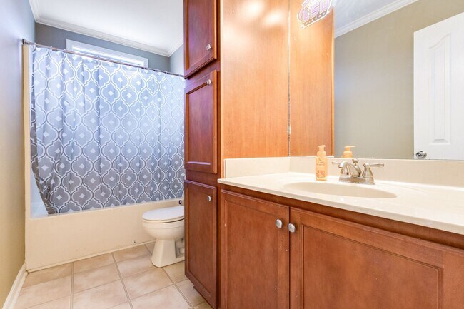 Building Photo - FOR RENT IN CHURCH POINT!