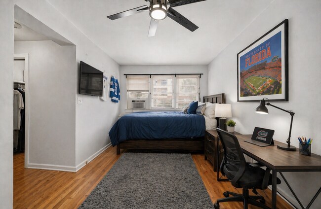 Building Photo - 949 SW 13th St