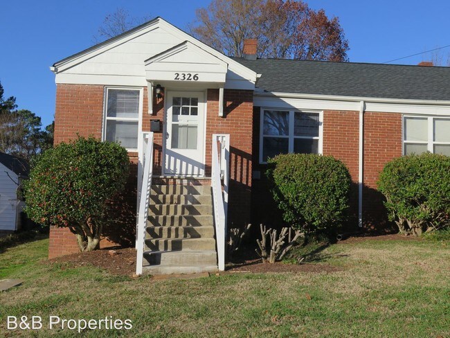 Primary Photo - 2324-2326 Lyon St