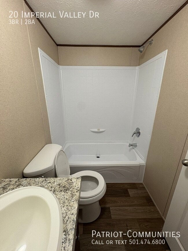 Building Photo - 20 Imperial Valley Dr