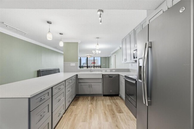 Building Photo - 2413 Bayshore Blvd