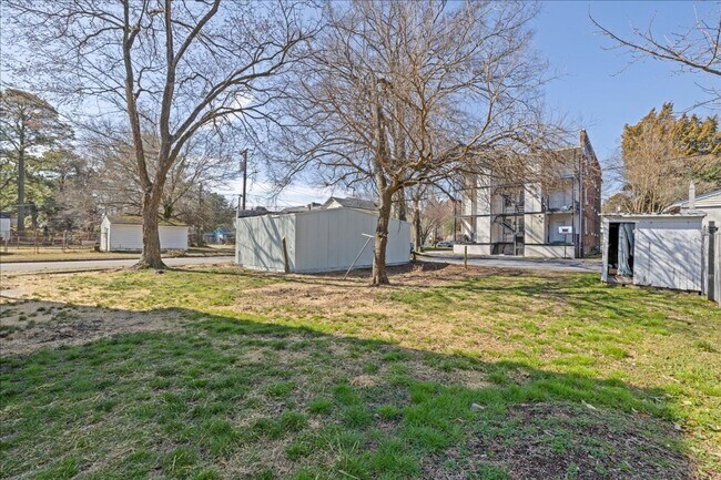 Building Photo - 258 Maryland Ave
