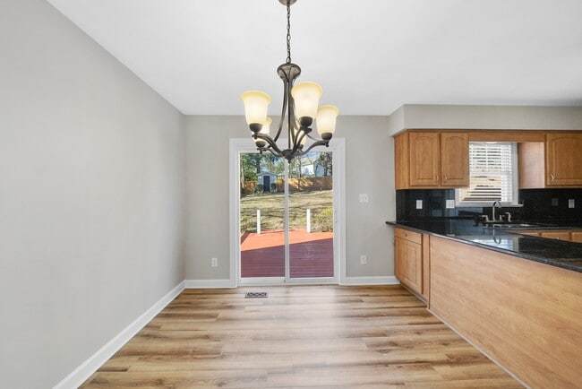 Building Photo - 8313 Bellingham Cir