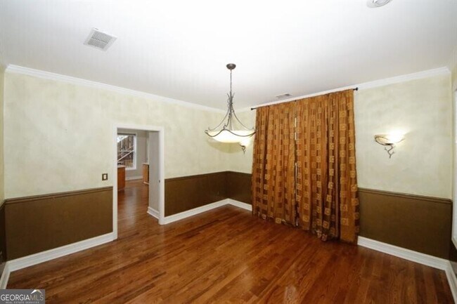 Building Photo - 1354 Brookhaven Village Cir NE