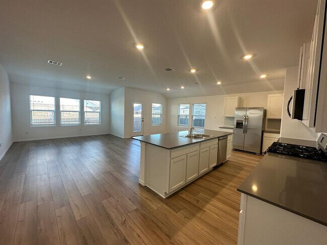 Building Photo - 4116 Home Pl Rd