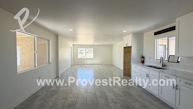 Building Photo - 9626 Buena Vista St