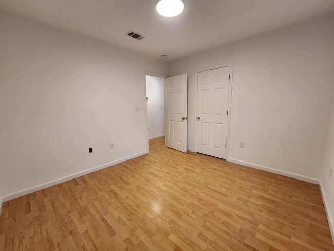 Building Photo - 321 Hollywood Blvd NW