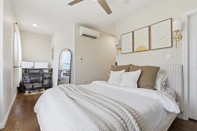 Building Photo - 245 W Fifth St