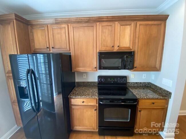 Building Photo - 252 Hurston Circle