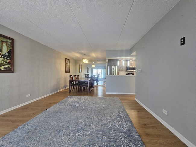 Building Photo - 475 Plum Creek Dr