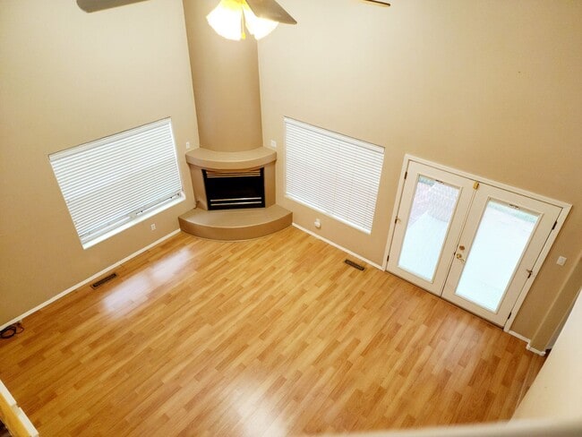 Primary Photo - academy west 3 bedooms 2,5 baths