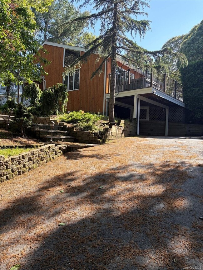 Building Photo - 620 Wunneweta Rd