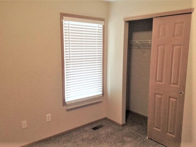 Building Photo - 2331 Myrtle Valley Dr