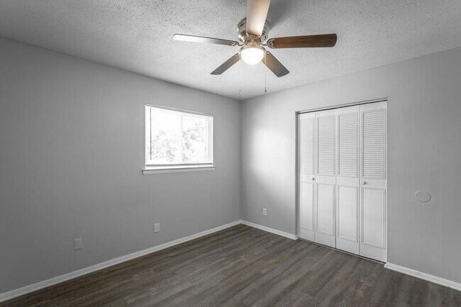 Building Photo - 113 Goodson Ave