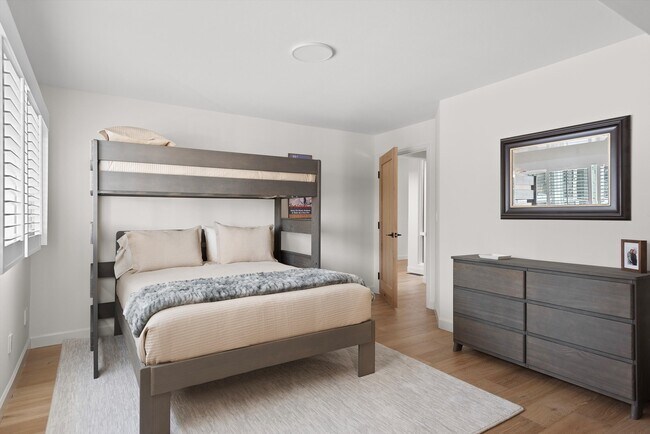 Building Photo - 18 Edgewood Ln