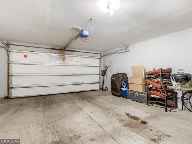 Building Photo - 3421 Maureen Lane