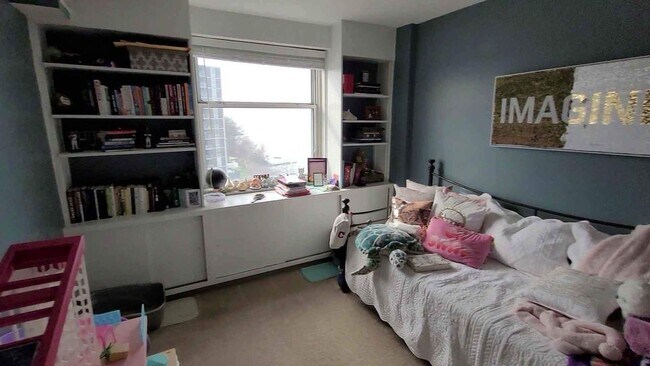 2nd Bedroom - 11850 Edgewater Dr