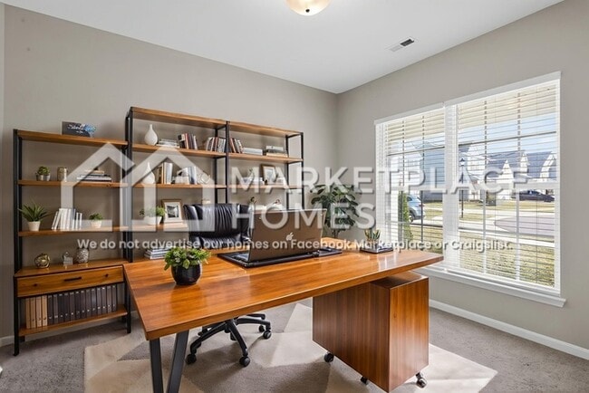 Building Photo - 8436 Gateway Run Rd