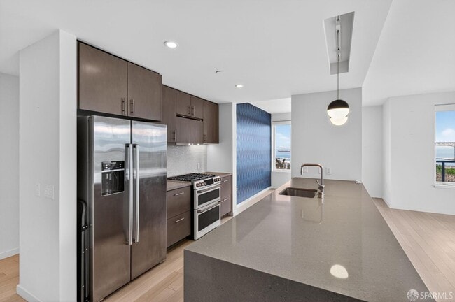 Building Photo - 52 Innes Ct