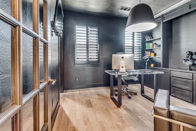 Building Photo - 2537 El Camino Ln