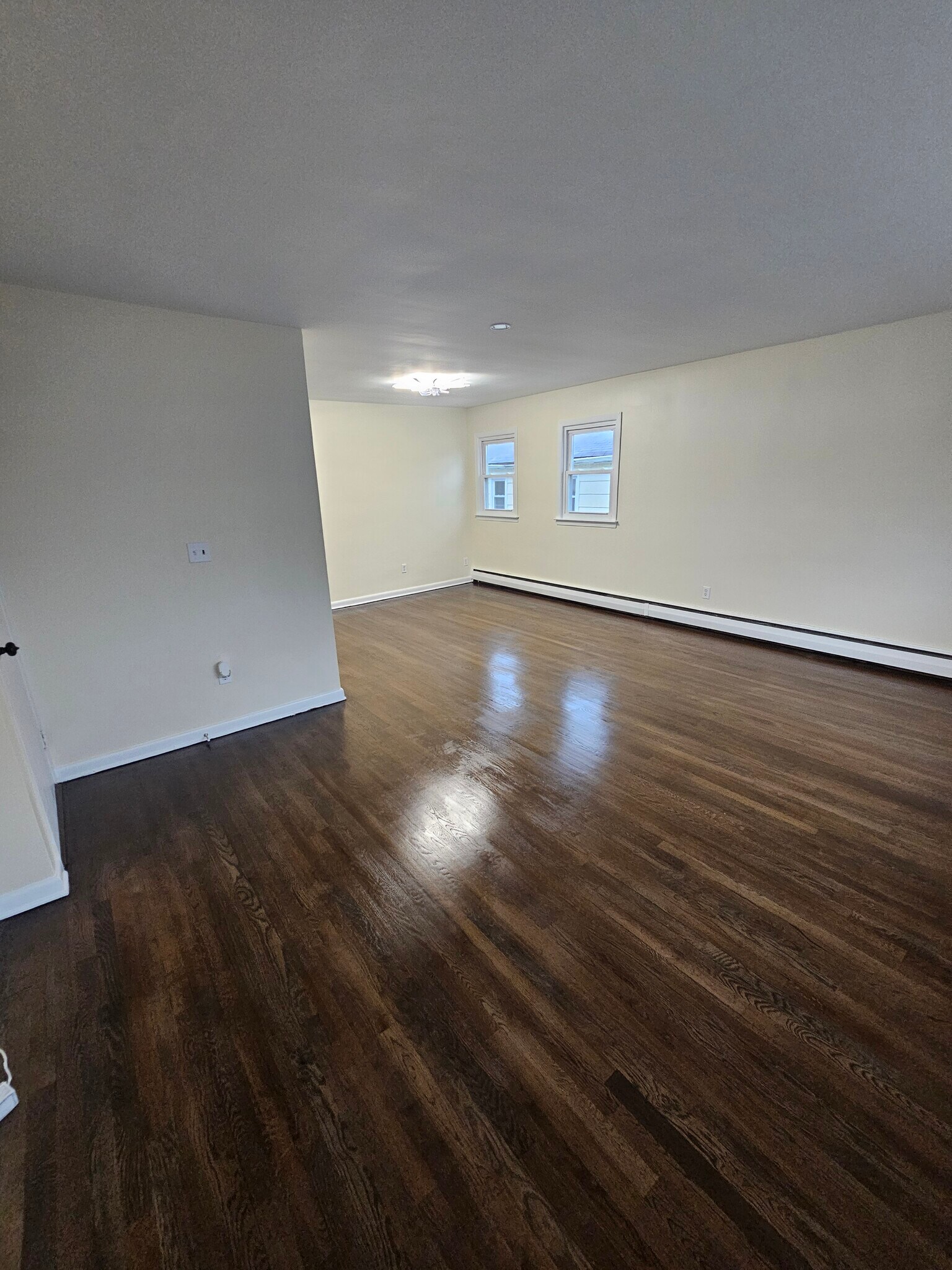 Building Photo - 47 Brighton Ter