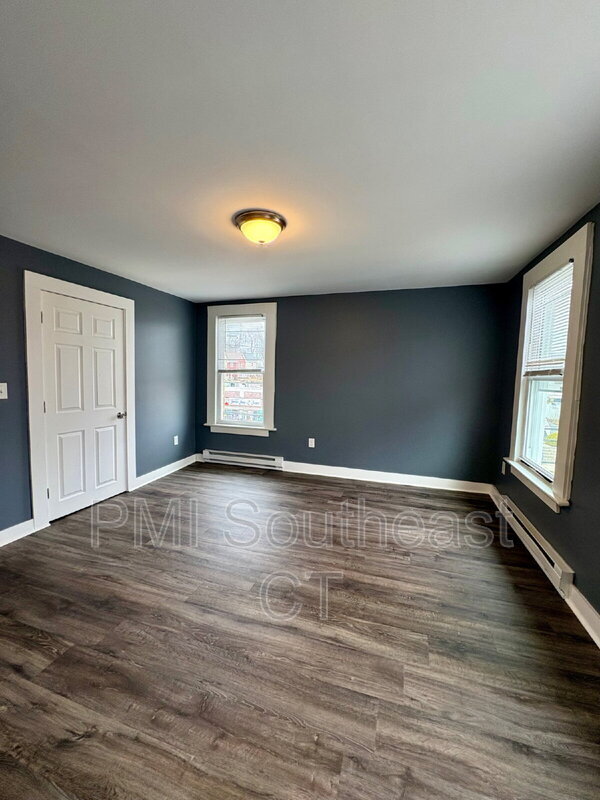 Building Photo - 200 Montauk Ave