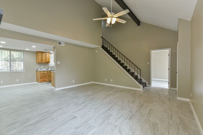 Building Photo - Charming 3-Bedroom Home in Heritage Home