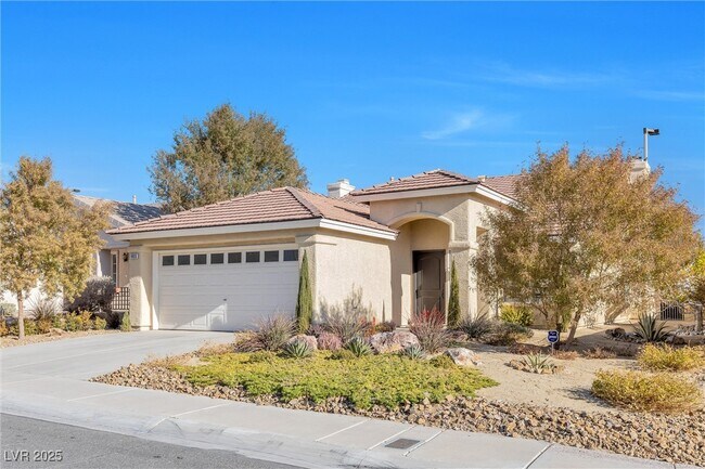 Primary Photo - 9800 Panorama Cliff Dr
