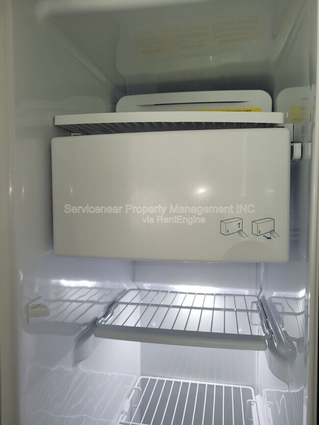 Building Photo - 2240 Gatsby Ln