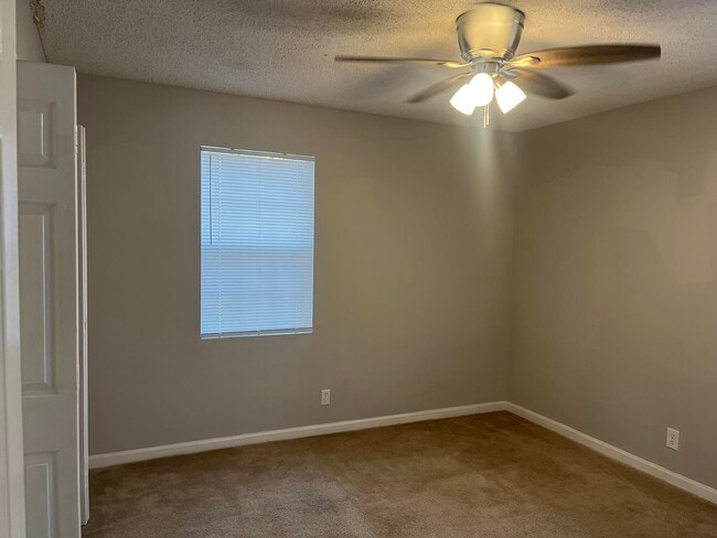 Building Photo - 1239 Santa Fe Trail