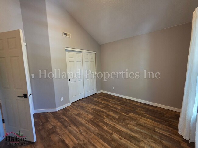 Building Photo - 3255 SW 179th Terrace