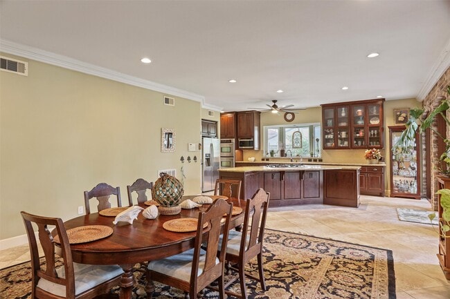 Building Photo - 5 Harbor Ln