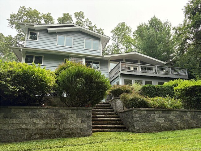 Building Photo - 12 Warnke Ln