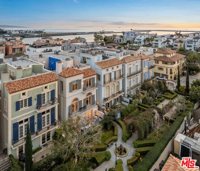 Building Photo - 126 Westwind Mall