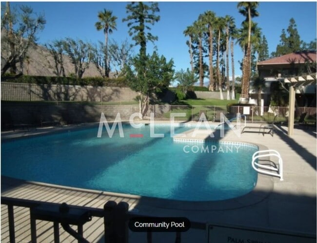 Building Photo - Palm Springs Villas I #208 - Upper Unit