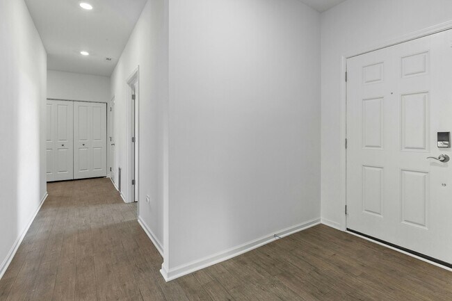 Building Photo - 11652 Thomas St