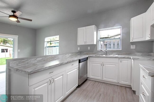 Building Photo - 2019 NW 64th Ave