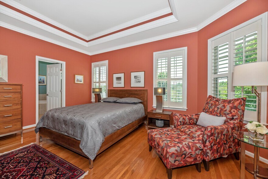 First Floor Owner's Suite - 2507 Mill Race Rd