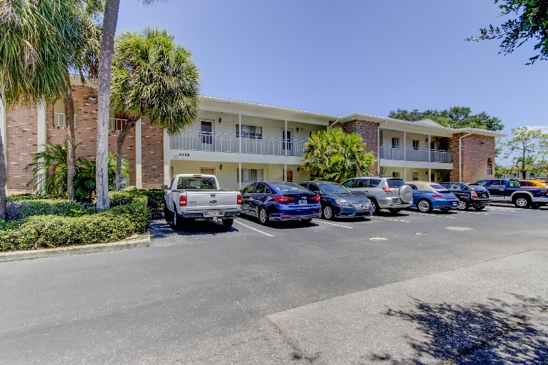 Building Photo - 4480 Overlook Dr NE