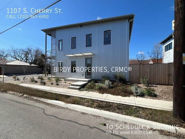 Building Photo - 1107 S Cherry St
